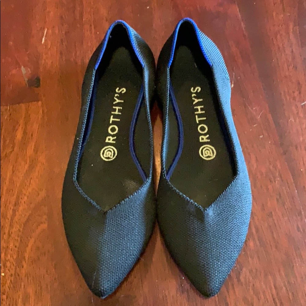 Rothy’s pointed black flats, size 8